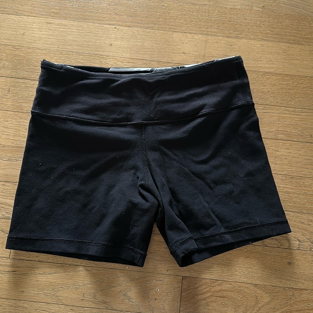 Lulu Lemon biker shorts